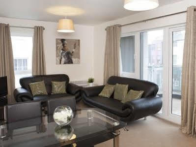 The Coliseum Apartments Cheltenham Exteriör bild